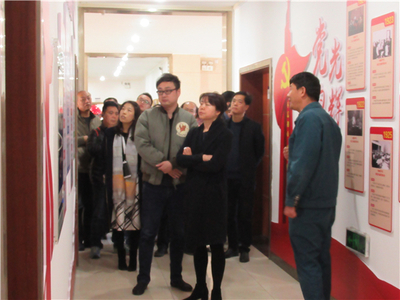 全國(guó)建材行業(yè)職業(yè)技能鑒定培訓(xùn)班學(xué)員赴昆鋼嘉華參觀學(xué)習(xí)